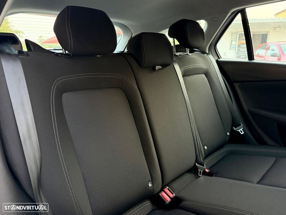 Fiat Tipo Station Wagon 1.3 M-Jet Easy - 9