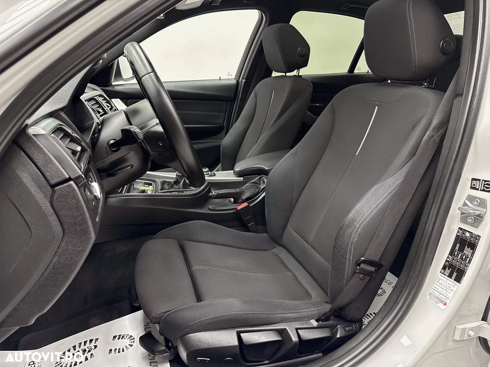 BMW Seria 3 320d Sport Line - 7