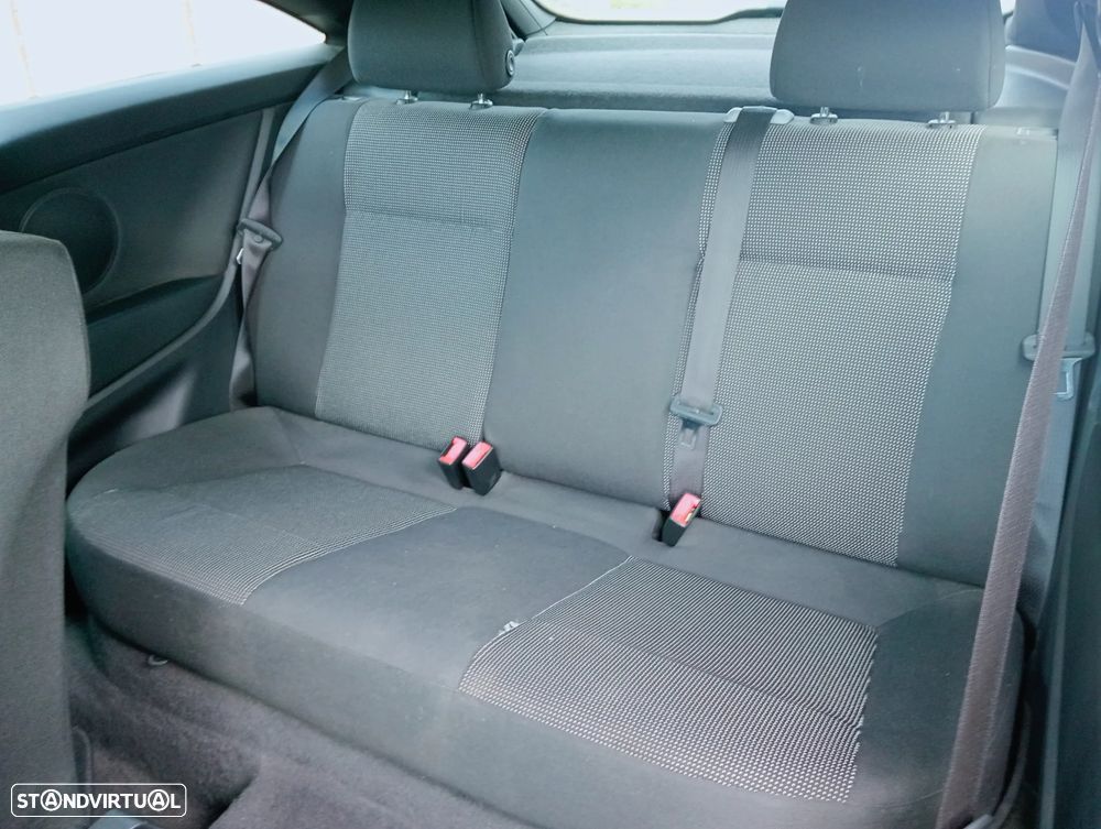 Opel Astra GTC 1.7 CDTI - 5