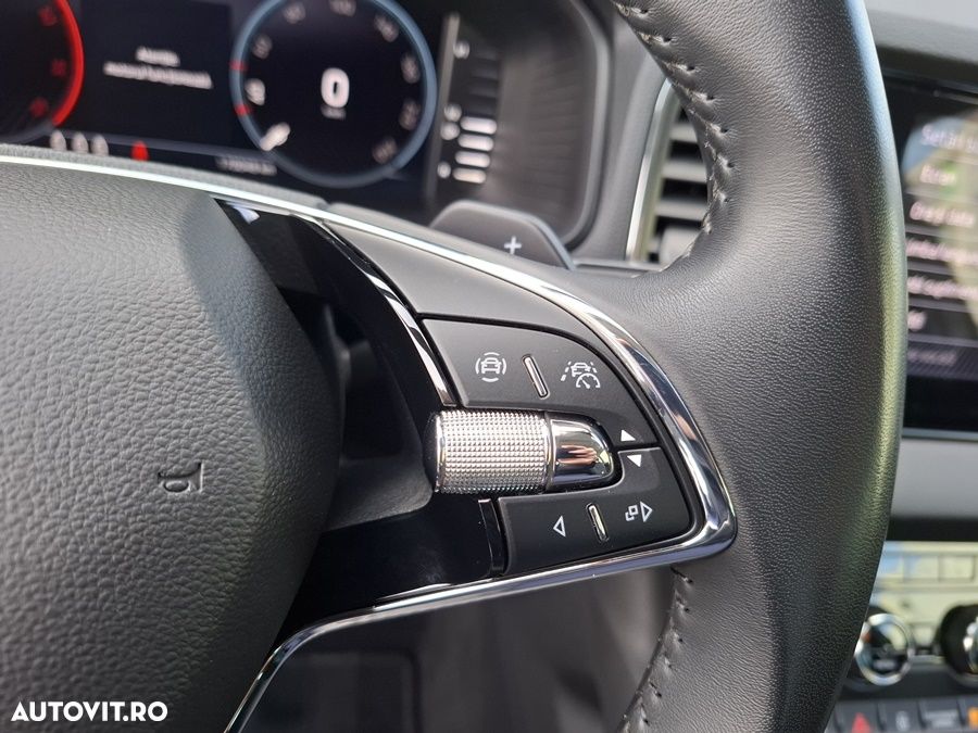 Skoda Karoq 2.0 TDI SCR DSG Style - 33