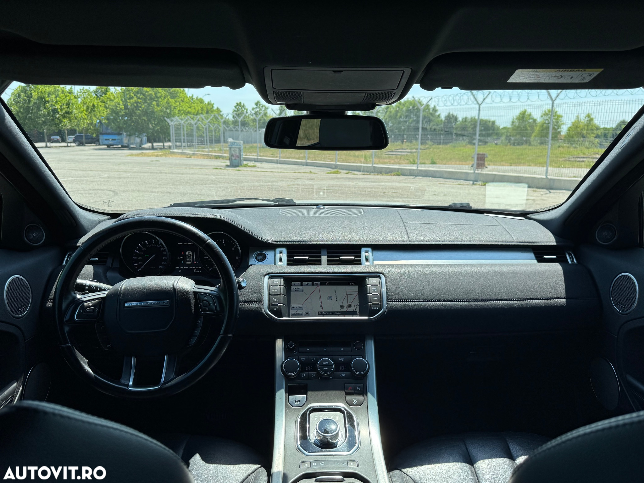 Land Rover Range Rover Evoque - 10
