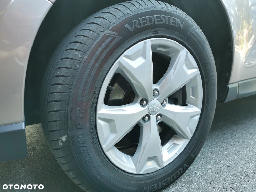 Subaru Forester 2.0D Exclusive - 25