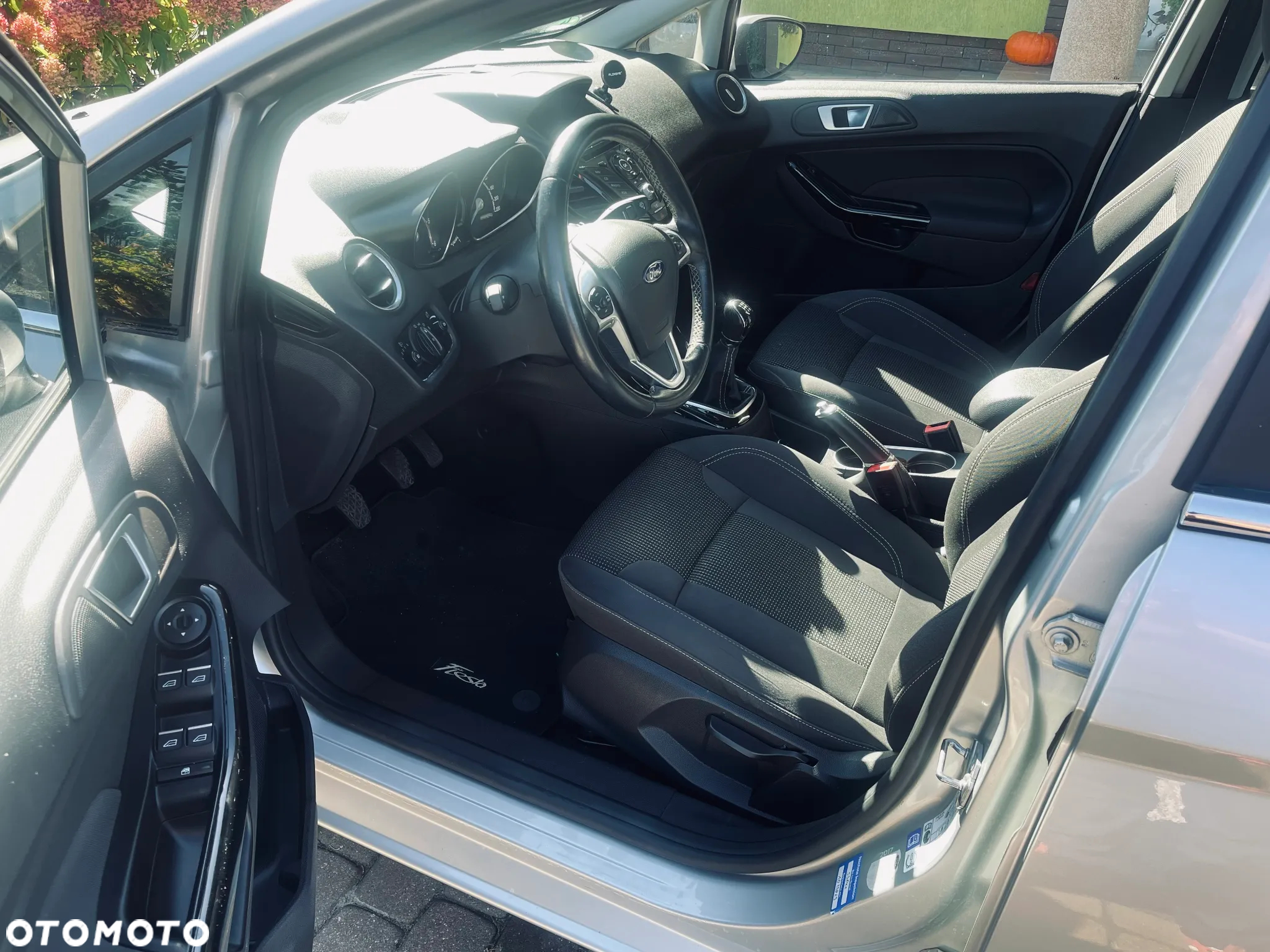 Ford Fiesta 1.5 TDCi Titanium - 9