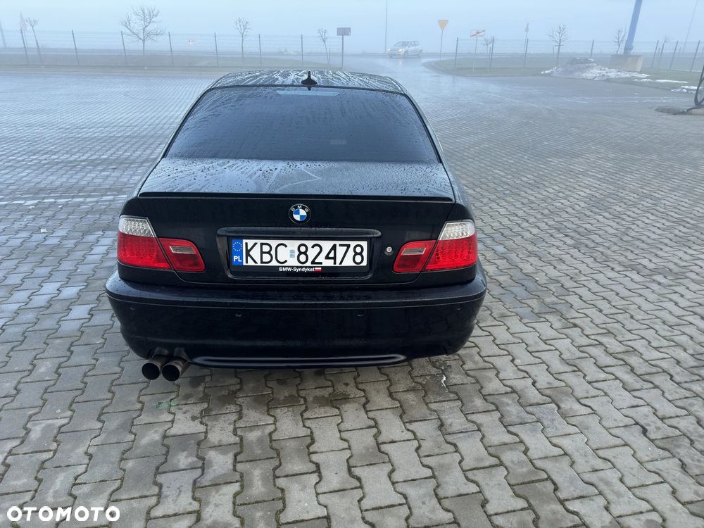 BMW Seria 3 323Ci - 4