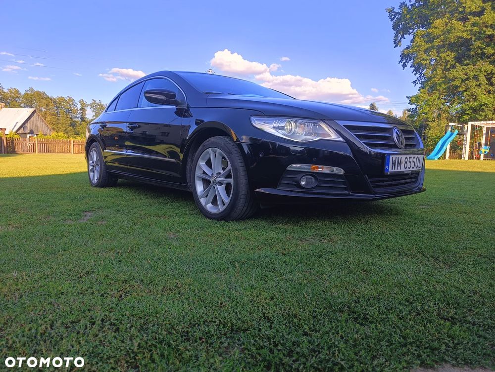 Volkswagen Passat CC - 2