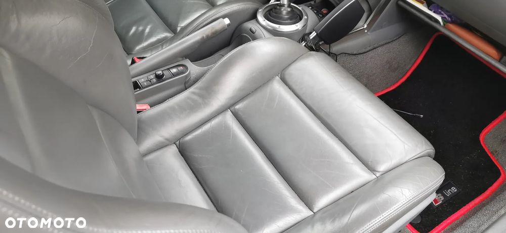 Audi TT Coupé 1.8 T quattro - 11