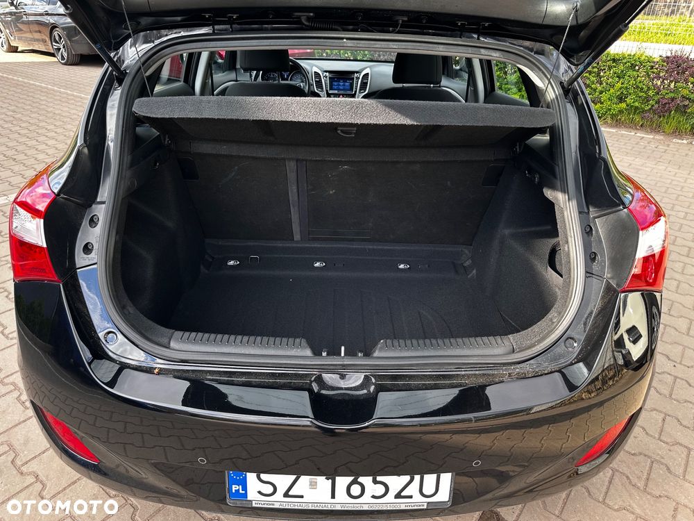 Hyundai i30 1.4 Fifa World Cup Edition - 28