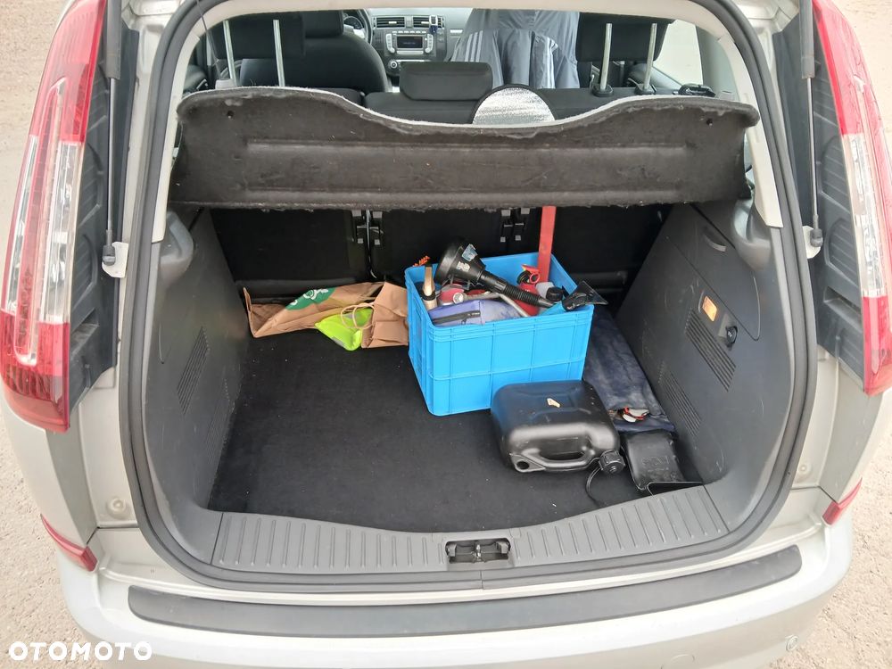 Ford C-MAX 1.8 Titanium - 11