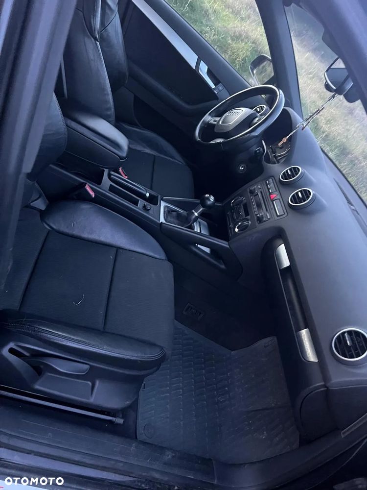 Audi A3 Sportback - 3