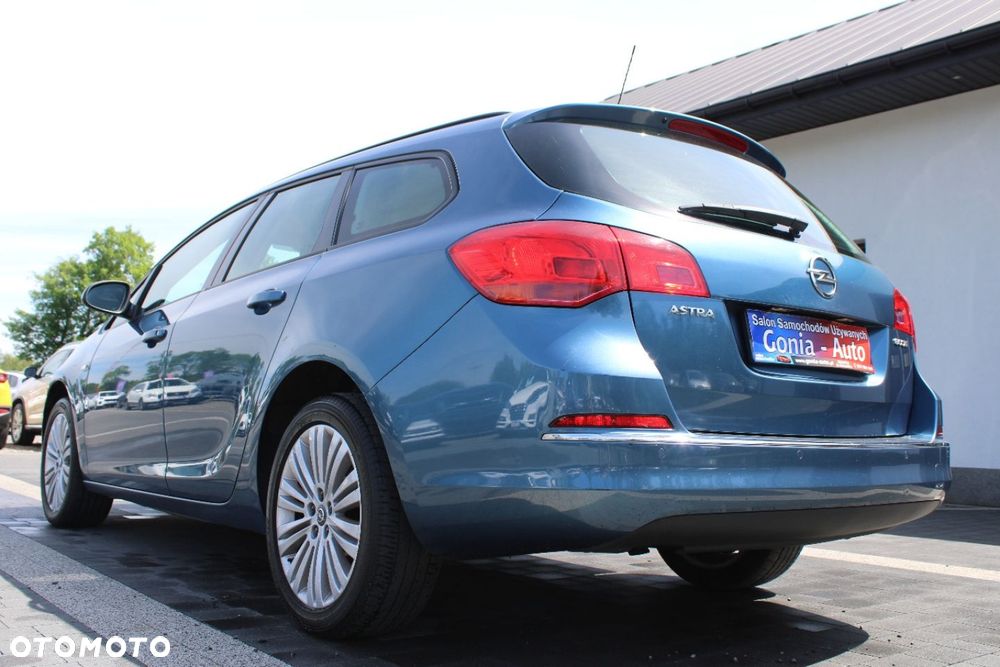 Opel Astra - 16