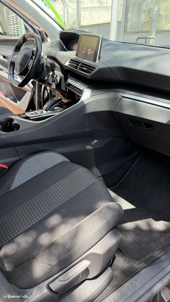 Peugeot 5008 BlueHDI 130 EAT8 Active Pack - 22