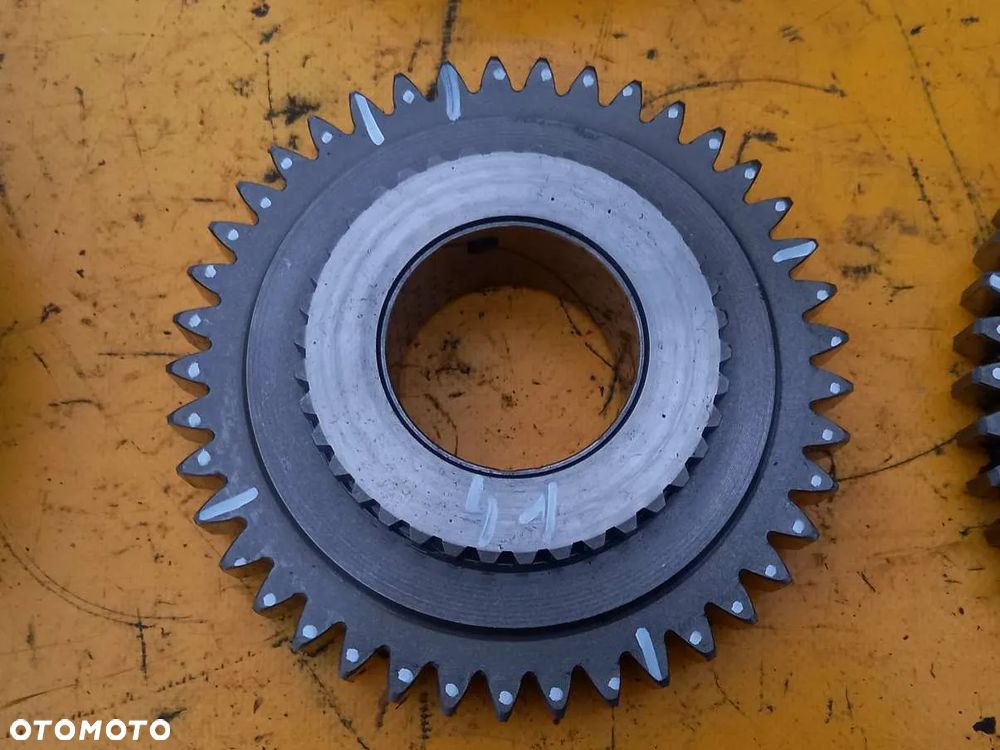 Tryby skrzyni biegów 12x12 New Holland 6640 - 9