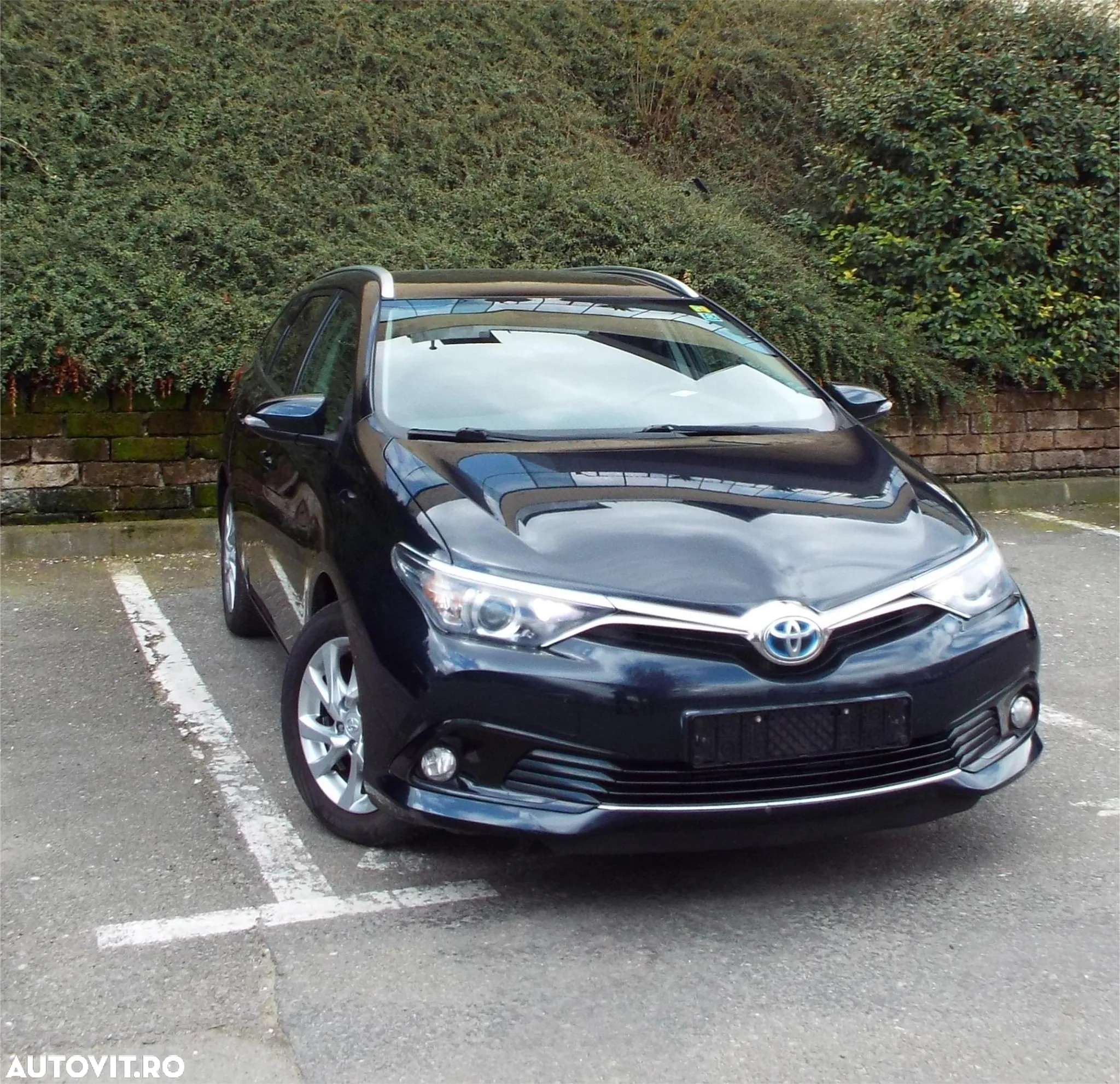 Toyota Auris 1.8 VVT-i Hybrid Automatik Executive - 4