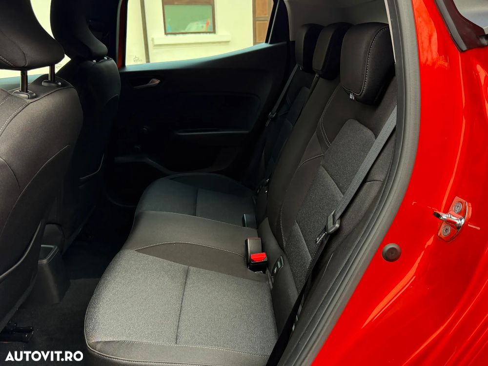 Renault Clio V TCe 90 Techno - 12