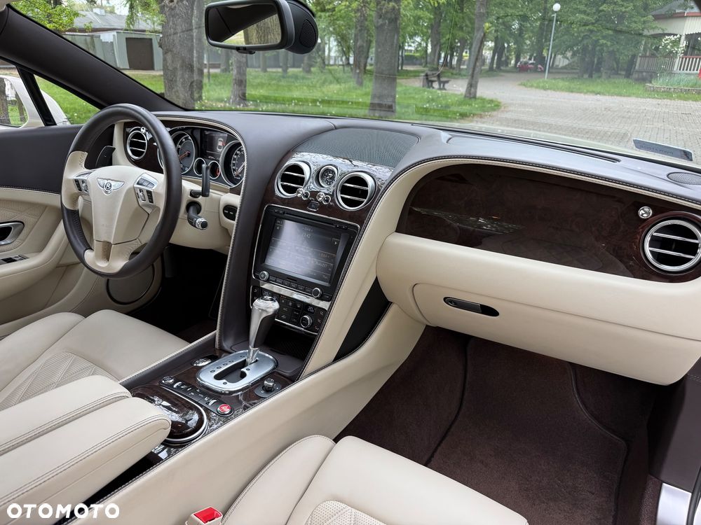 Bentley Continental GT W12 - 37