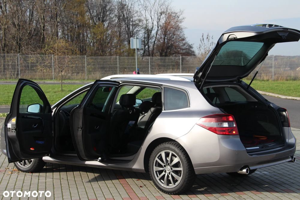 Renault Laguna dCi 150 FAP Bose - 18