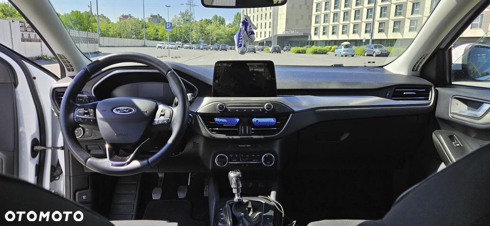 Ford Focus 1.0 EcoBoost Trend Edition Business - 4