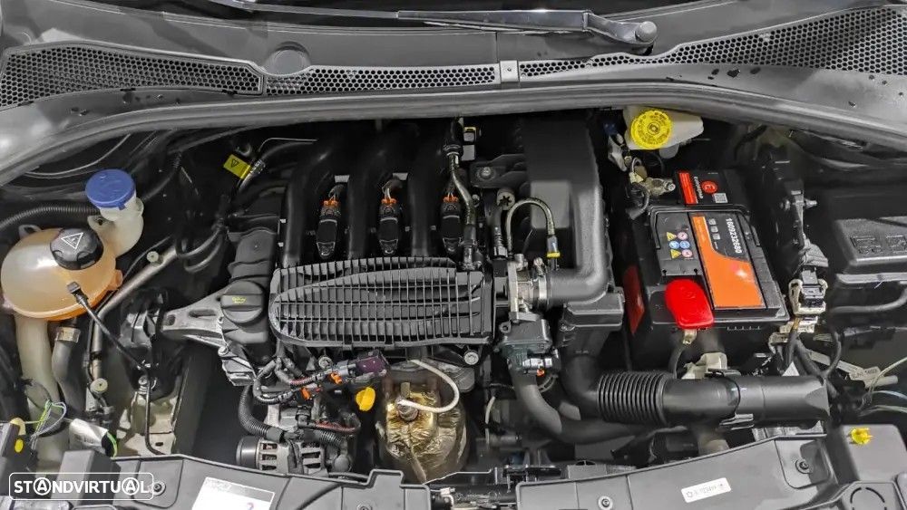 Citroën C3 1.2 PureTech Shine - 41