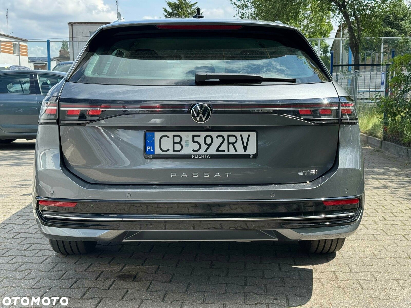 Volkswagen Passat 1.5 TSI ACT mHEV Elegance DSG - 16