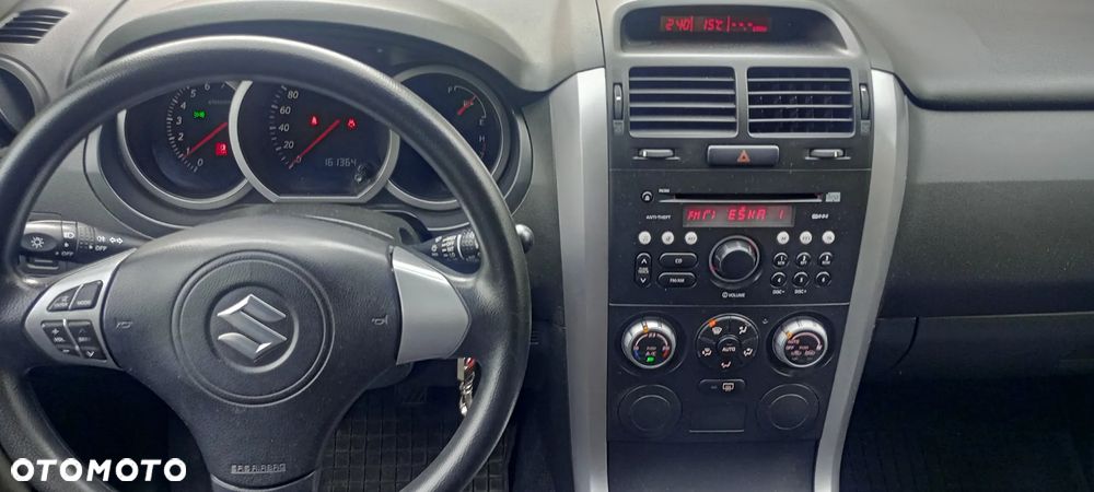 Suzuki Grand Vitara - 7