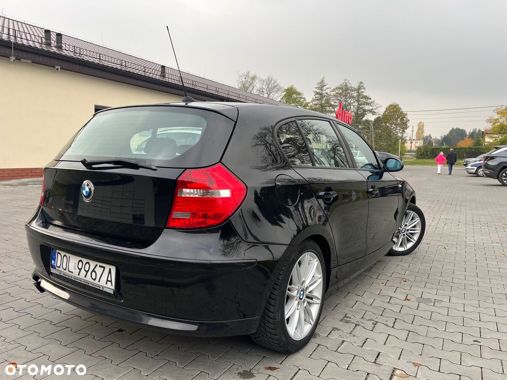 BMW Seria 1 116i - 8