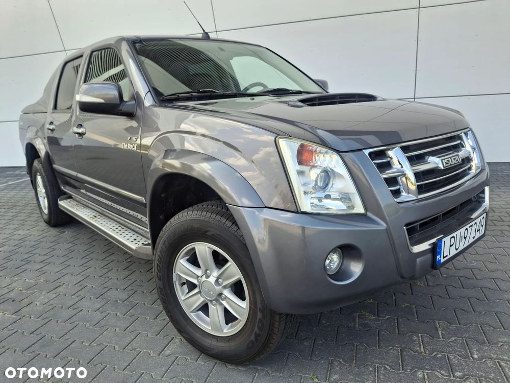 Isuzu D-Max 4x4 Double Cab Custom - 6