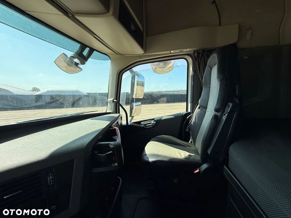 Volvo FH460 - 17