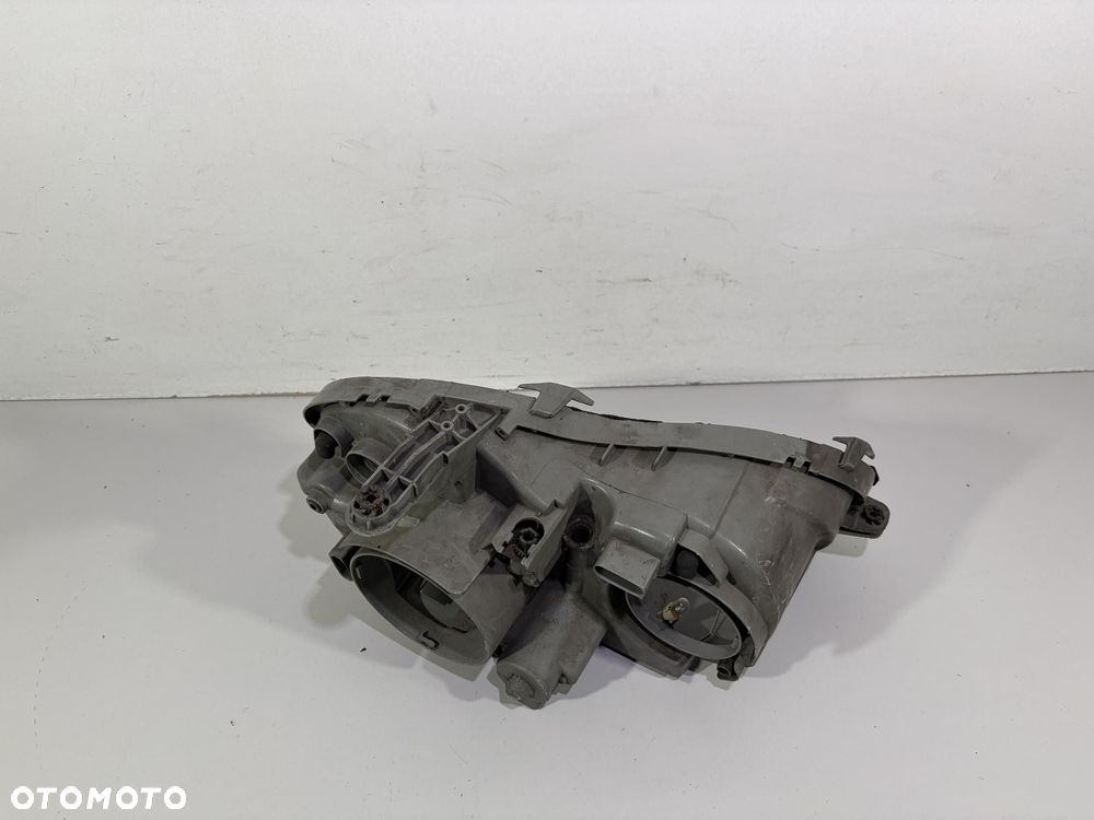 Obudowa lampy przedniej lewej mercedes clk w209 - 5