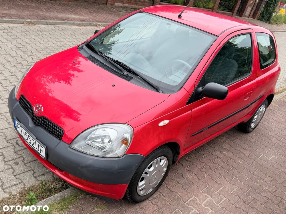 Toyota Yaris - 10