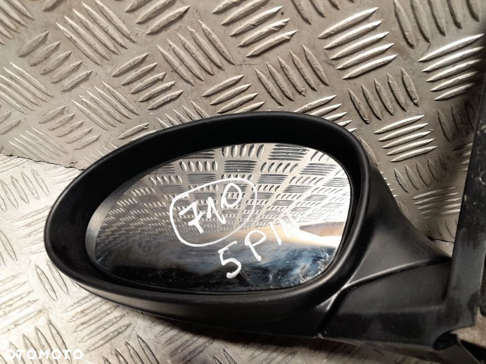 BMW E81 LIFT LUSTERKO LEWE PRZEDNIE LEWY PRZÓD 5PIN KOLOR: 475 - 7