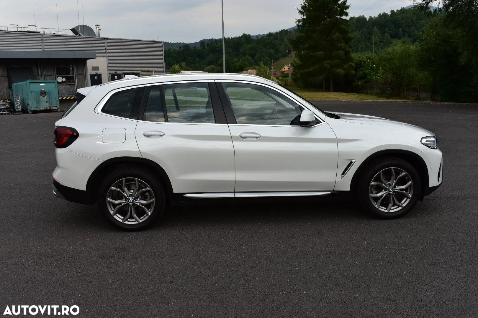 BMW X3 xDrive20d AT xLine - 32