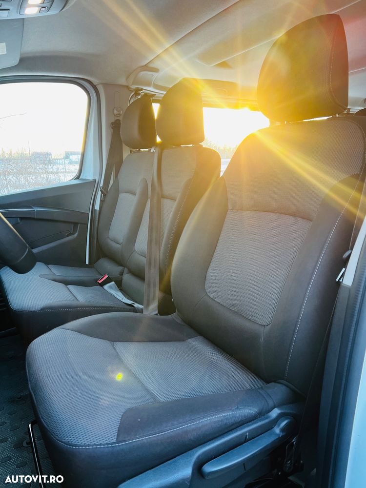 Renault Trafic Blue Grand Start - 10