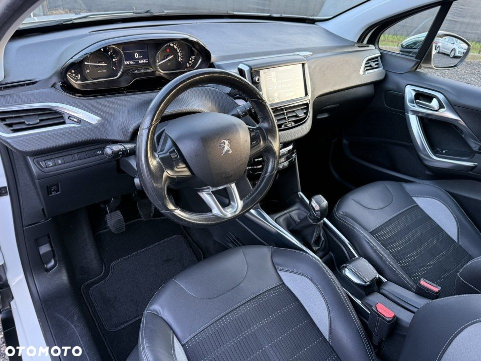 Peugeot 2008 120 VTI Allure - 15