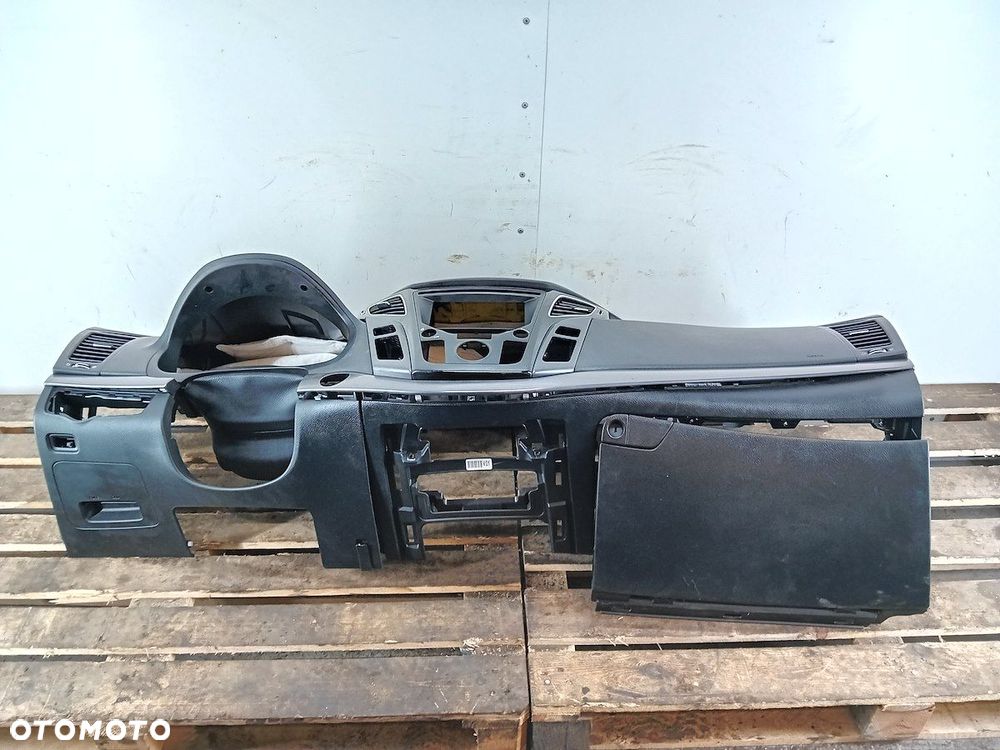 DESKA ROZDZIELCZA, KONSOLA HYUNDAI I40 - 8