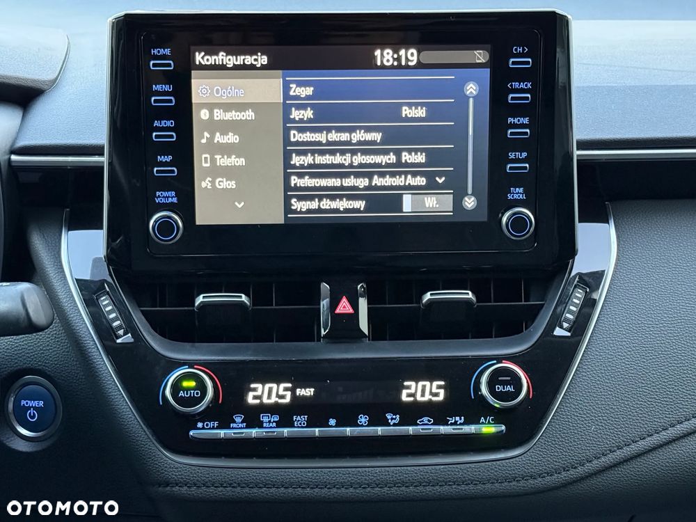 Toyota Corolla 1.8 Hybrid Comfort - 10