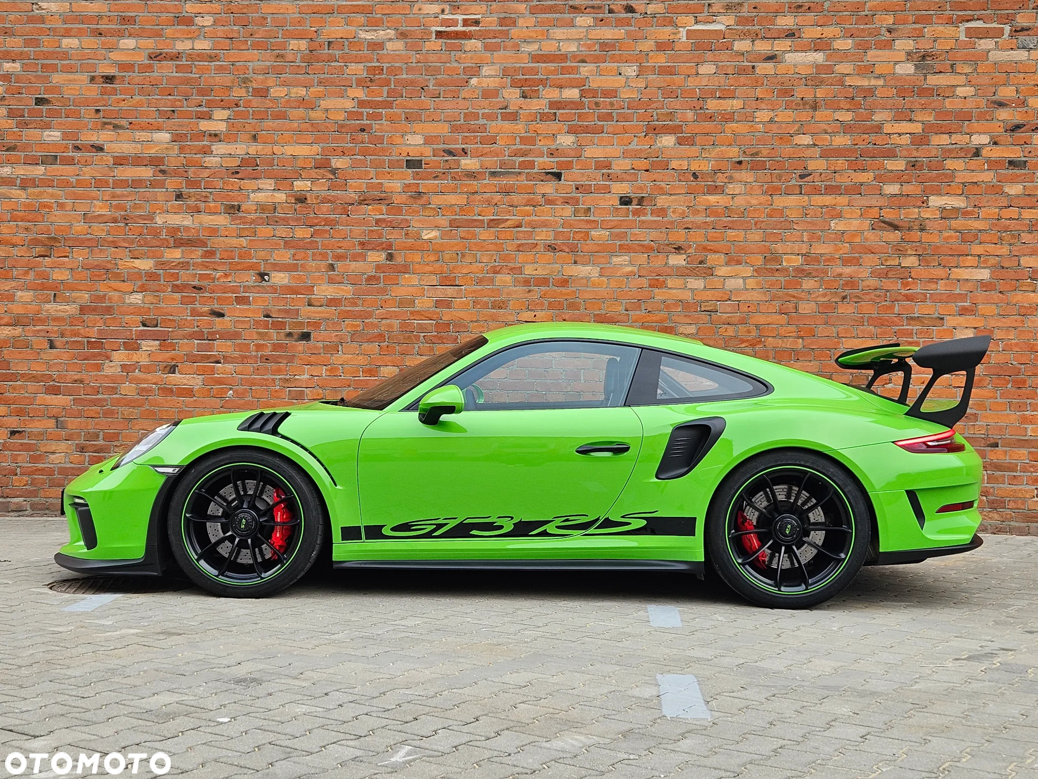 Porsche 911 GT3 RS - 12