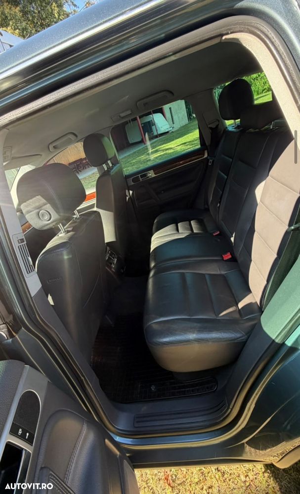 Volkswagen Touareg 2.5 TDI R5 Aut. - 9
