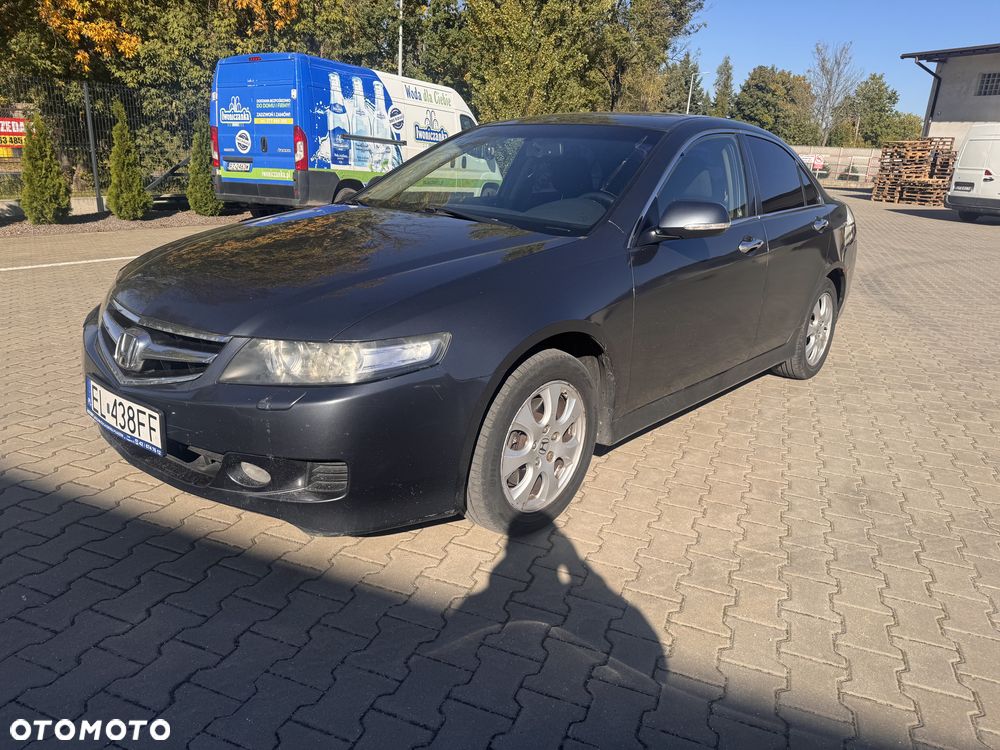 Honda Accord - 1