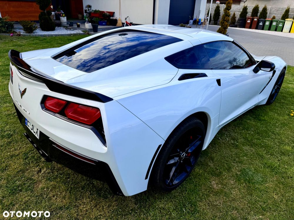 Chevrolet Corvette - 13