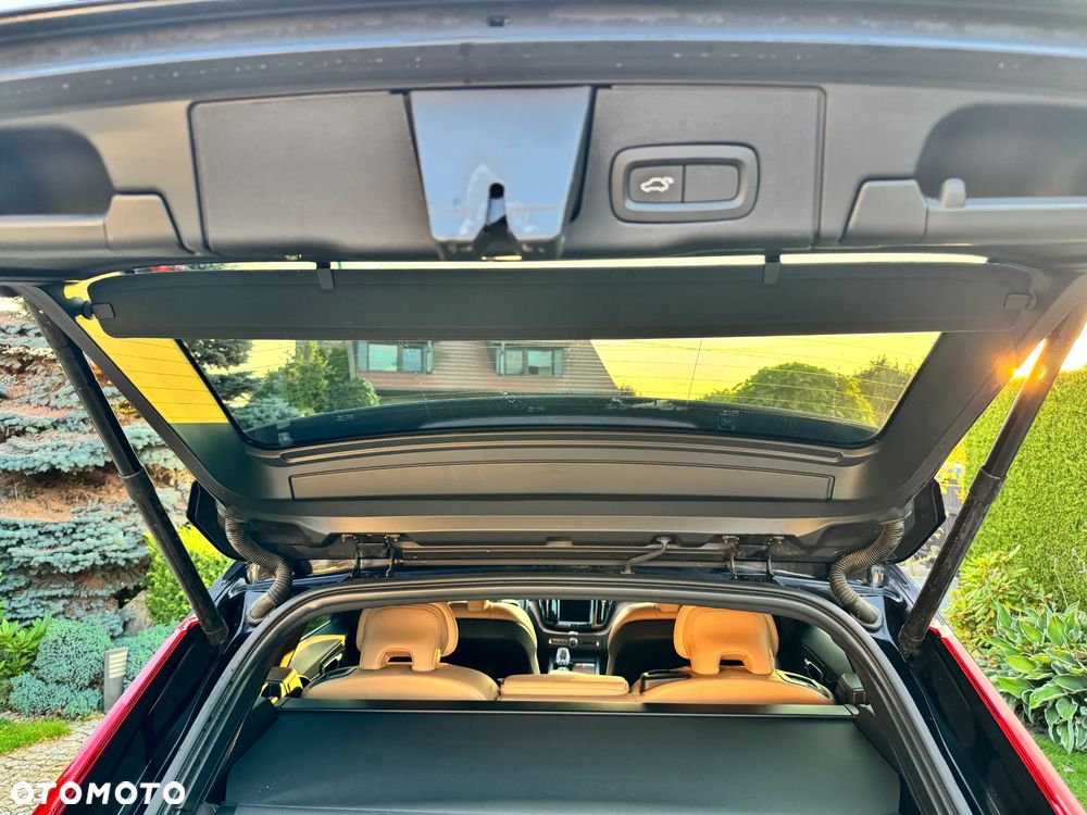 Volvo XC 60 B4 D AWD Inscription - 15