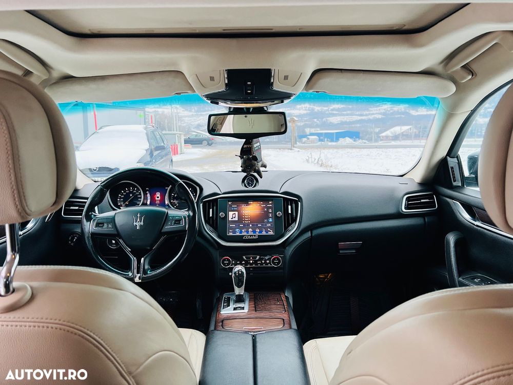 Maserati Ghibli GranLusso - 9