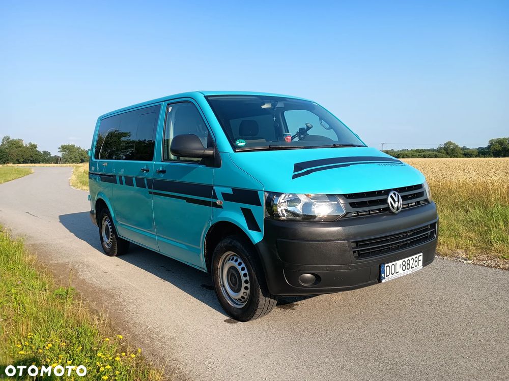 Volkswagen Transporter - 2