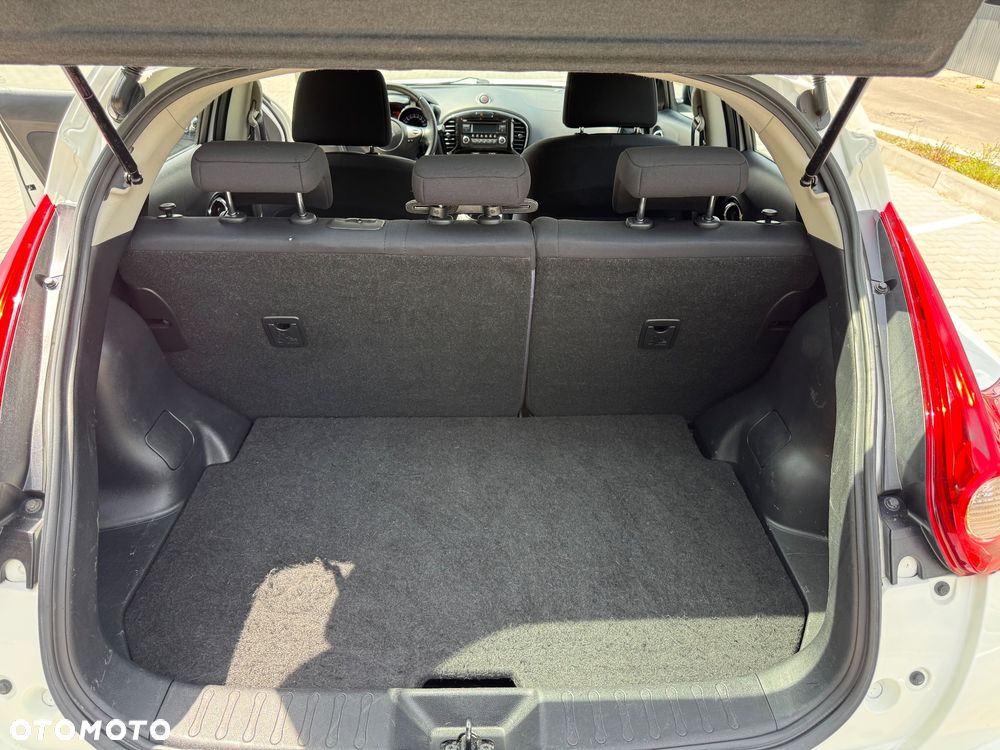 Nissan Juke 1.6 Visia - 24