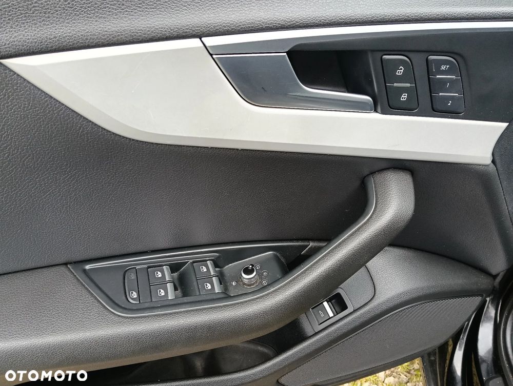 Audi A4 Limousine 2.0 TFSI quattro S tronic design - 19