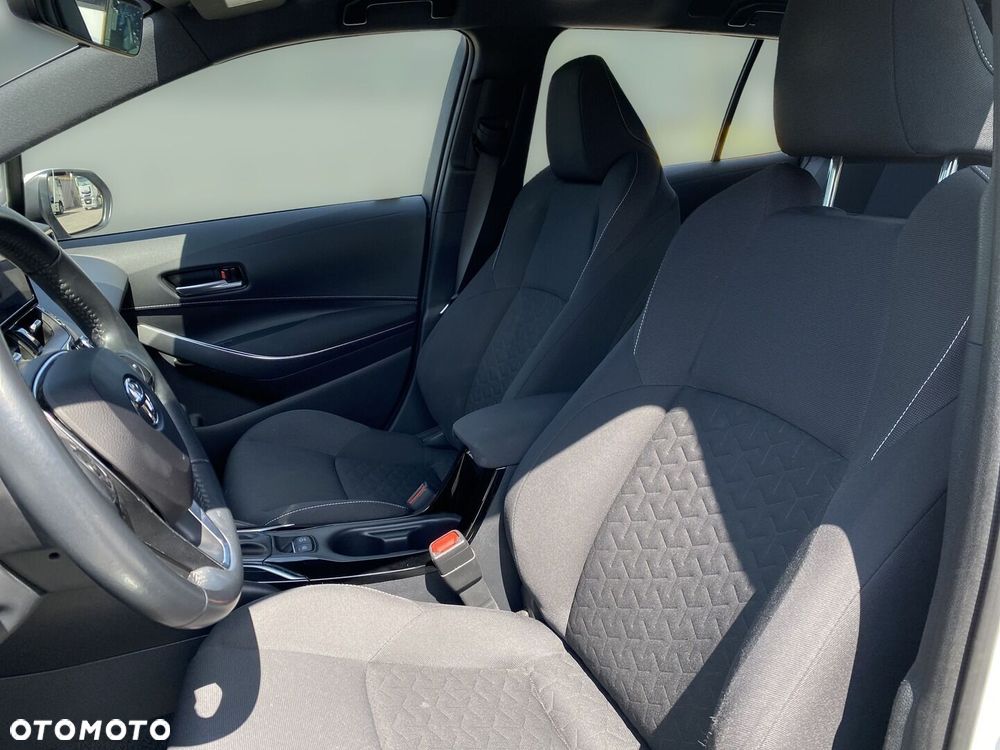 Toyota Corolla 1.8 Hybrid Comfort - 12