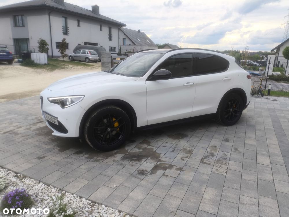 Alfa Romeo Stelvio 2.0 Turbo B-Tech Edition Q4 - 2