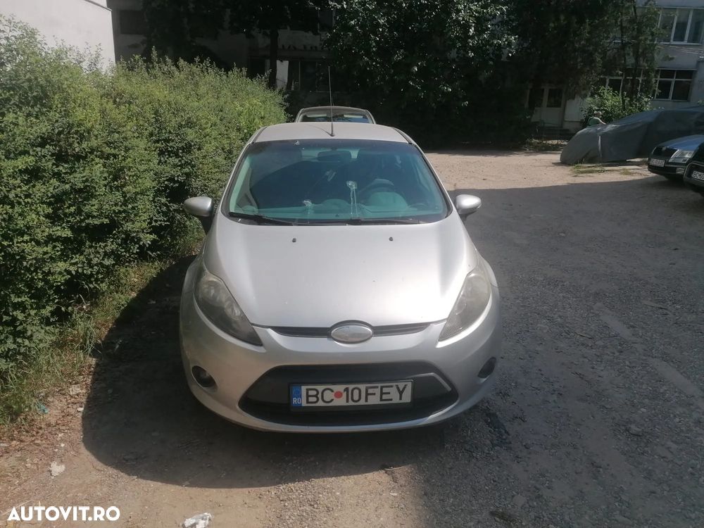 Ford Fiesta - 2