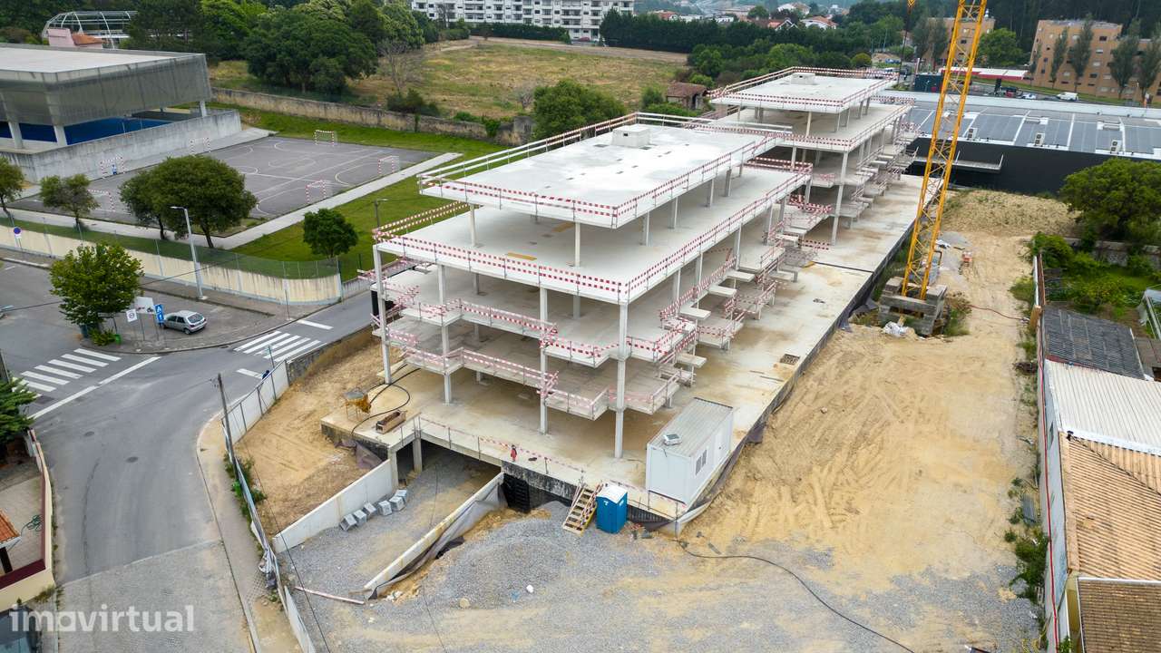 T1 com Terraço – Arcozelo, junto à Praia da Granja CO - Grande imagem: 3/6