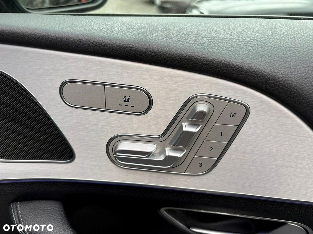 Mercedes-Benz GLE - 11