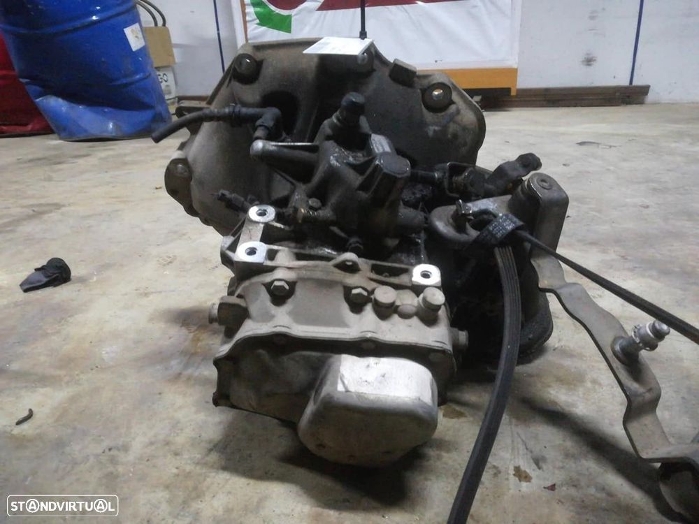 CAIXA VELOCIDADES OPEL CORSA D 2008 - 2